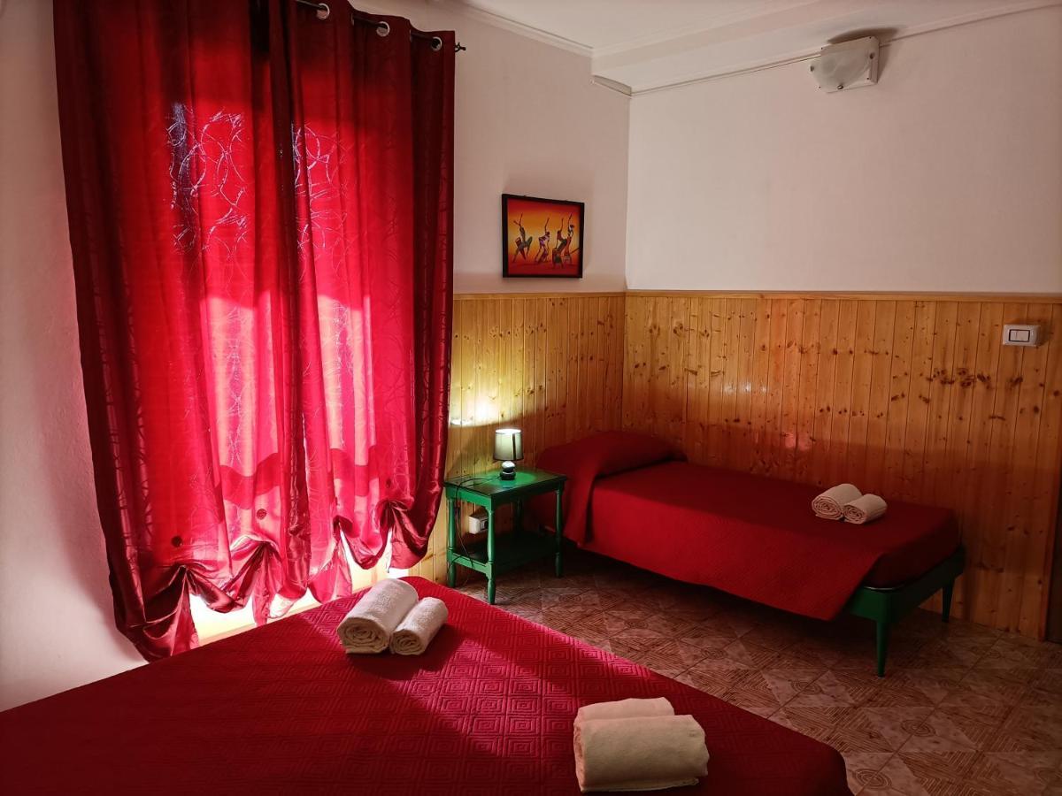 Mony'S Island B&B Alghero Buitenkant foto